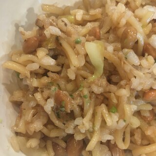 納豆そぼろそばめし